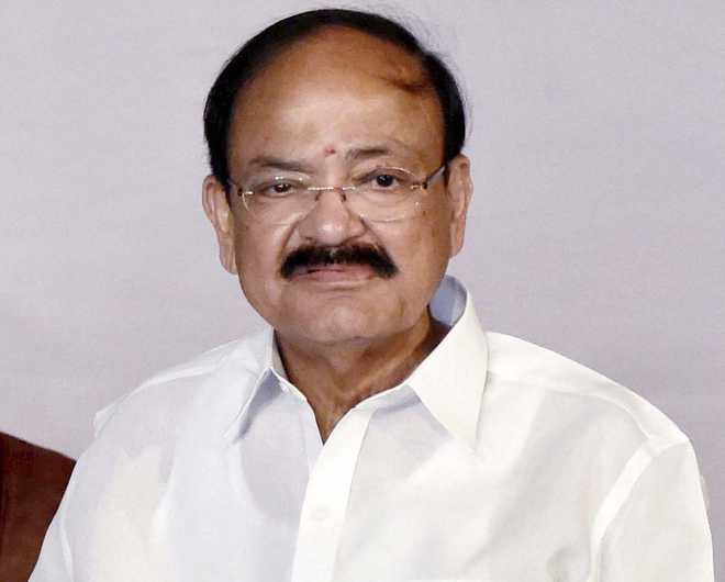 https://salarnews.in/public/uploads/images/newsimages/maannewsimage26012024_003836_venkaiah naidu.jpg